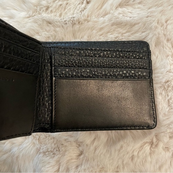 Marc by Marc Jacobs Men’s Wallet - Picture 6 of 8